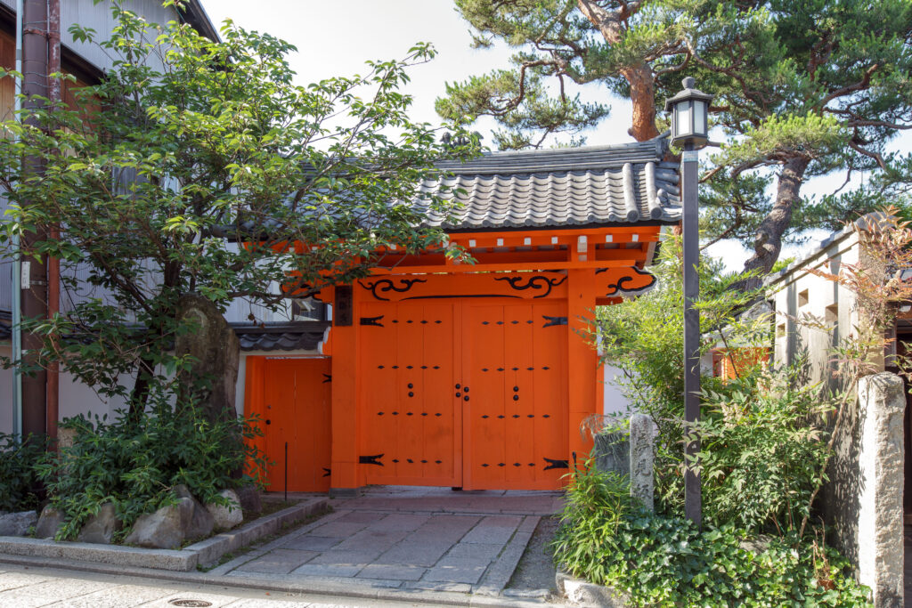 京都 金剛寺(八坂庚申堂)様 山門